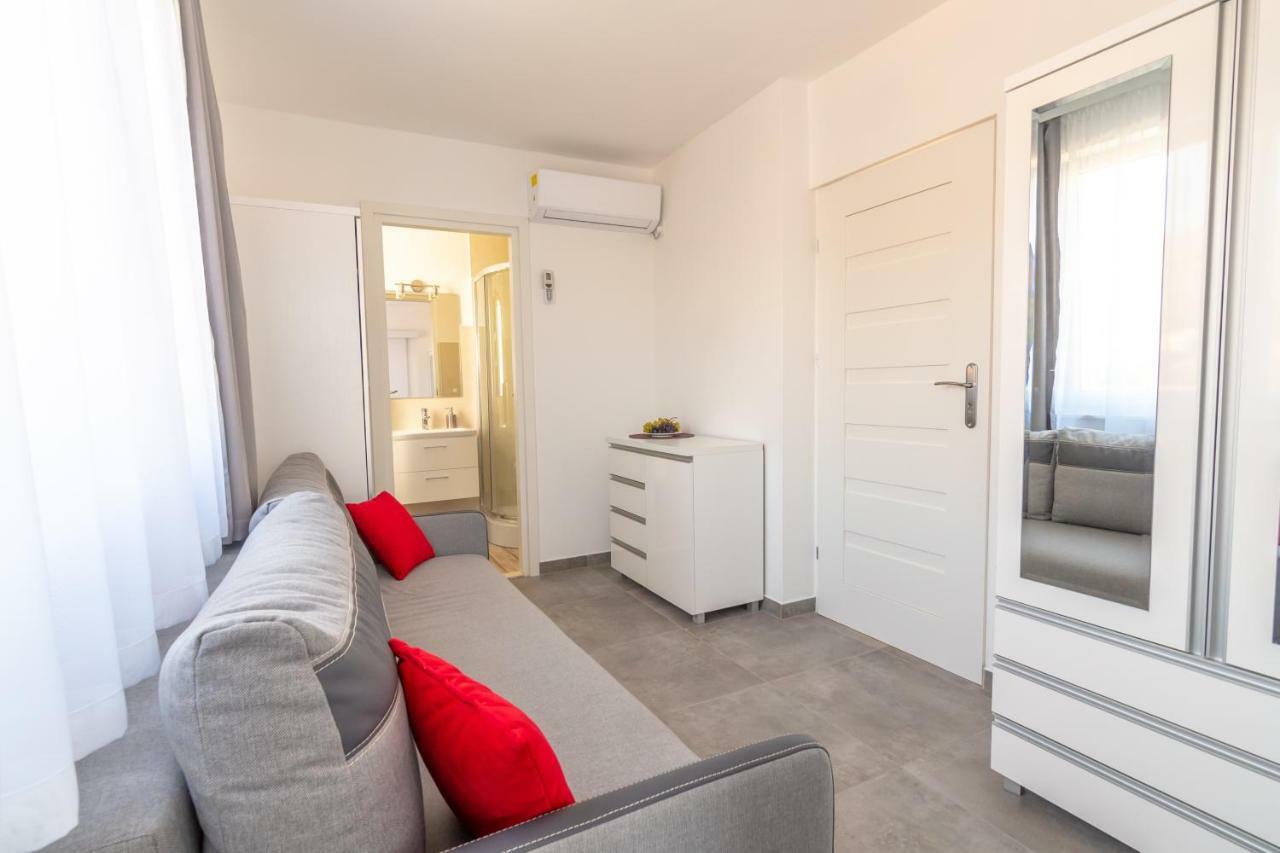 Apartmani Dalmacjia Grebaštica المظهر الخارجي الصورة